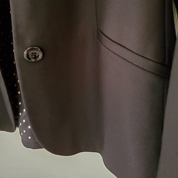 CHICO'S Black Blazer with Polka-Dot Lining - Chico's Size 1 (Size 8-10; Medium) - Picture 7 of 8